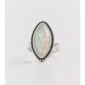 Mia Colona x Urban Outfitters Women's Statement Ring Opal NWT 28 Sz 7
